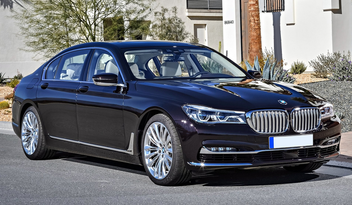 Технические характеристики BMW 7 SERIES G12 740i
